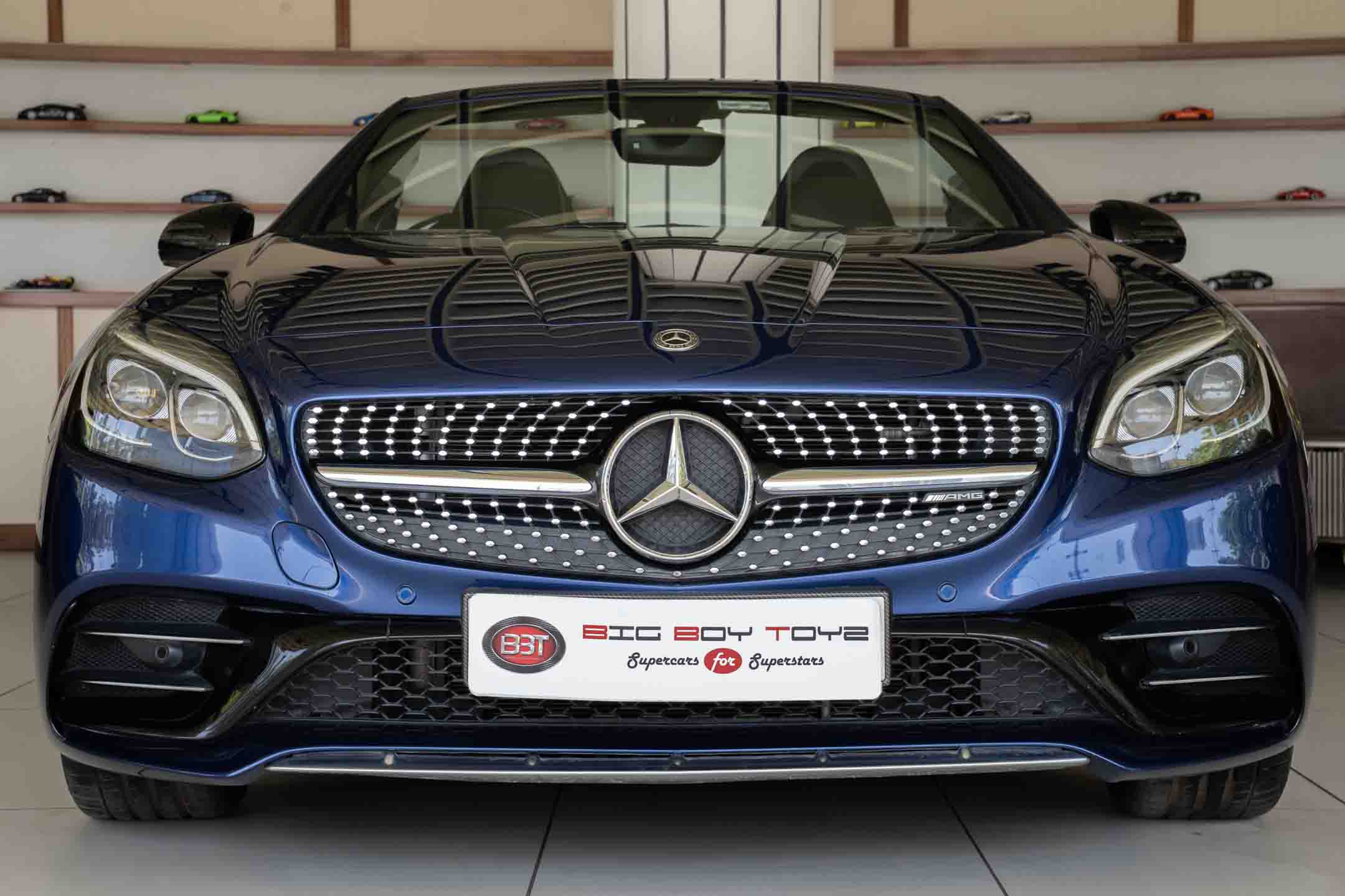 MERCEDES Benz SLC 43 AMG