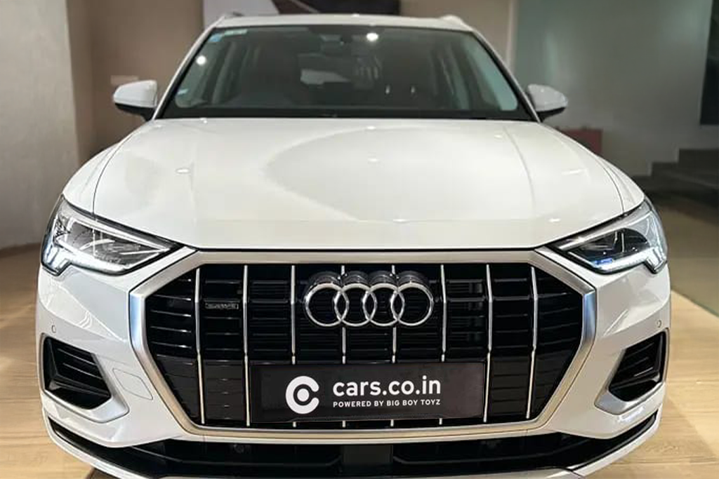 Audi Q3 Premium Plus 
