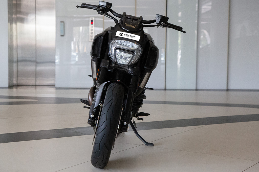 Ducati Diavel Dark Edition