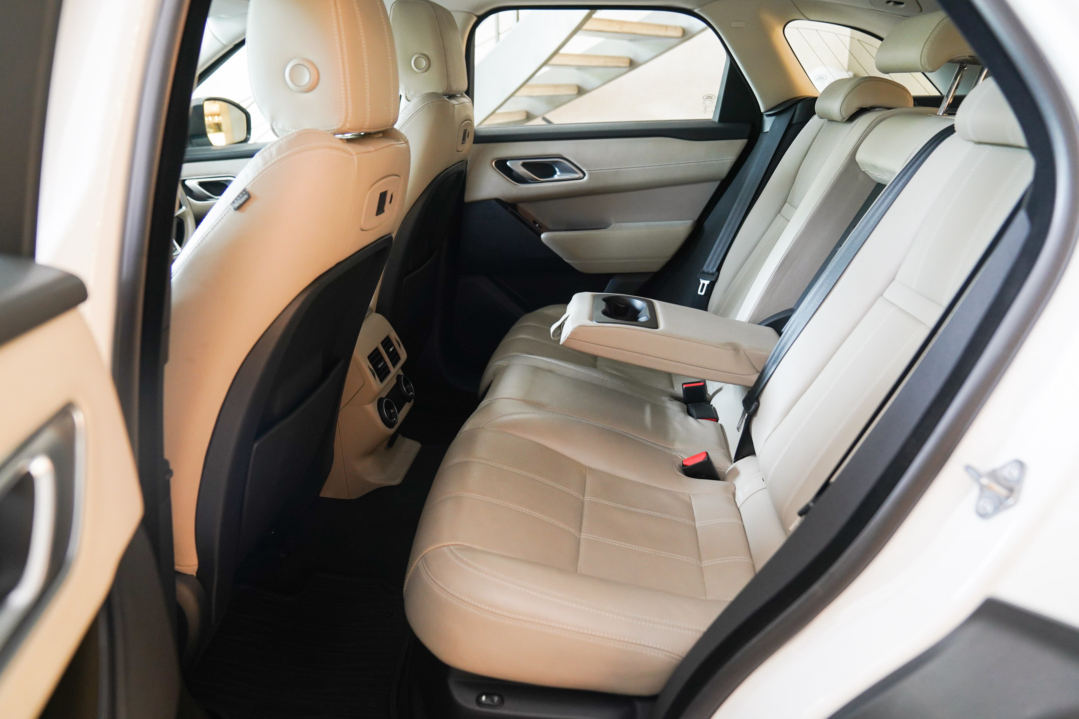 RANGE ROVER VELAR P250 R DYNAMIC S