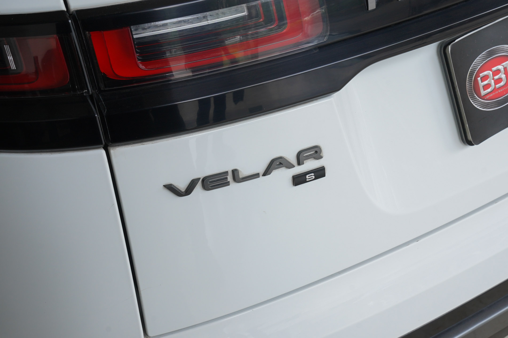 RANGE ROVER VELAR P250 R DYNAMIC S