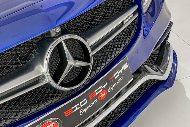 Mercedes-AMG C63 S 