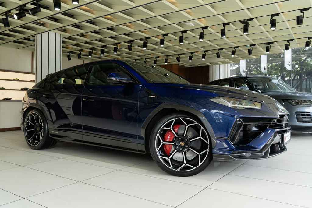 LAMBORGHINI URUS PERFORMANTE