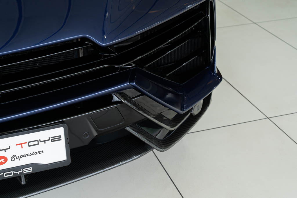 LAMBORGHINI URUS PERFORMANTE