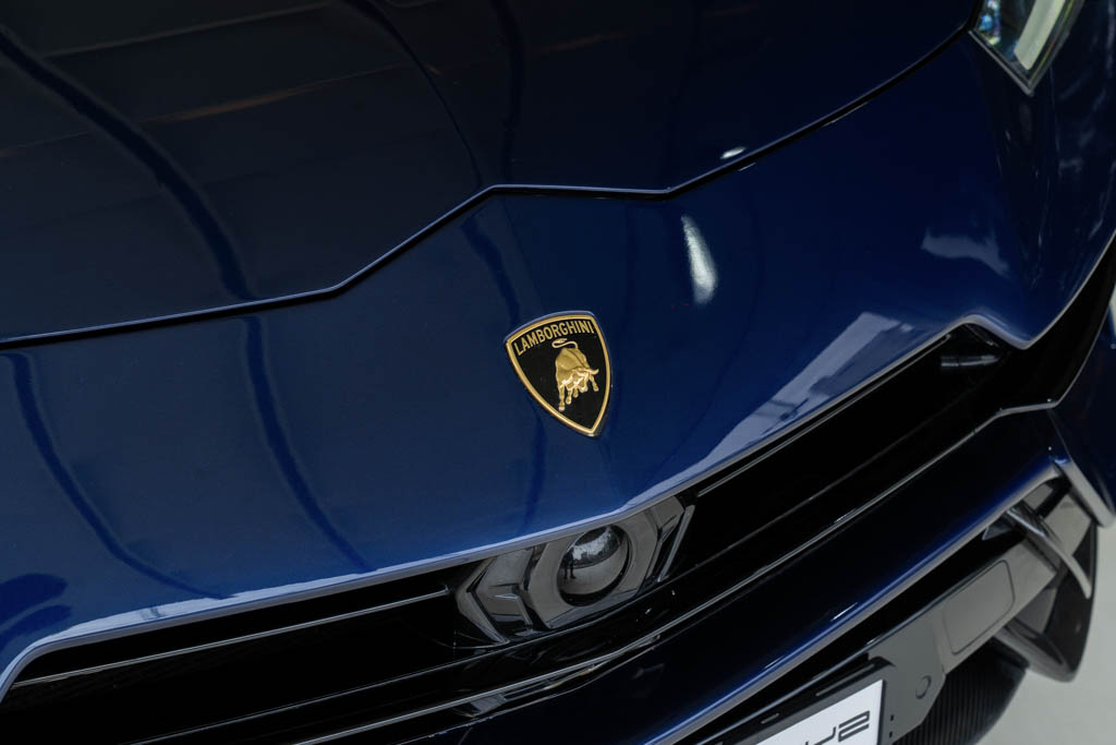 LAMBORGHINI URUS PERFORMANTE