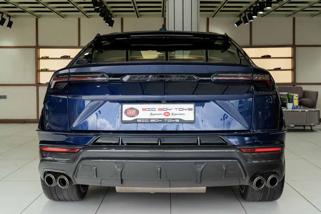 LAMBORGHINI URUS PERFORMANTE