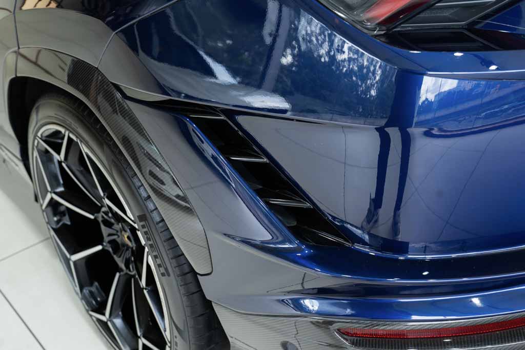 LAMBORGHINI URUS PERFORMANTE