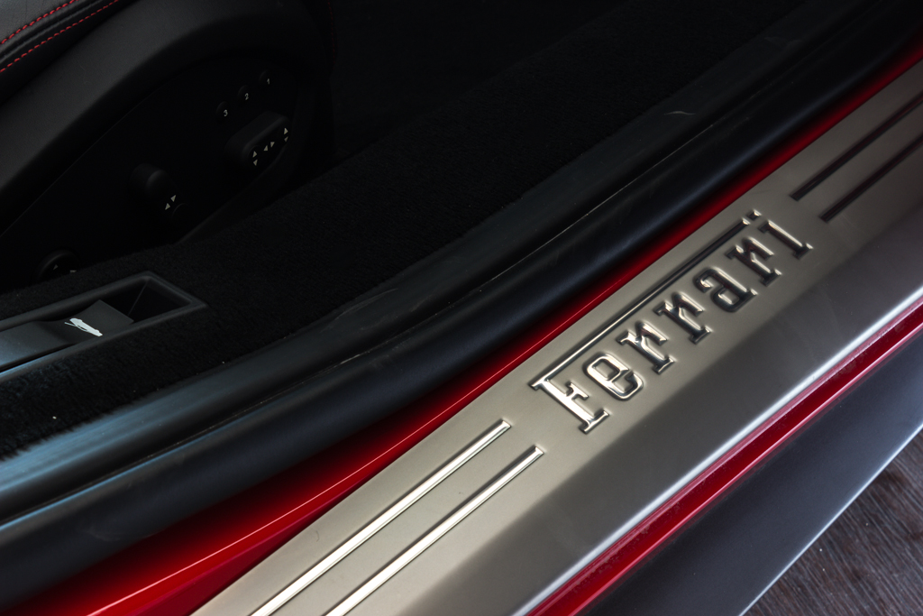 Ferrari 458 Italia Model and Badging