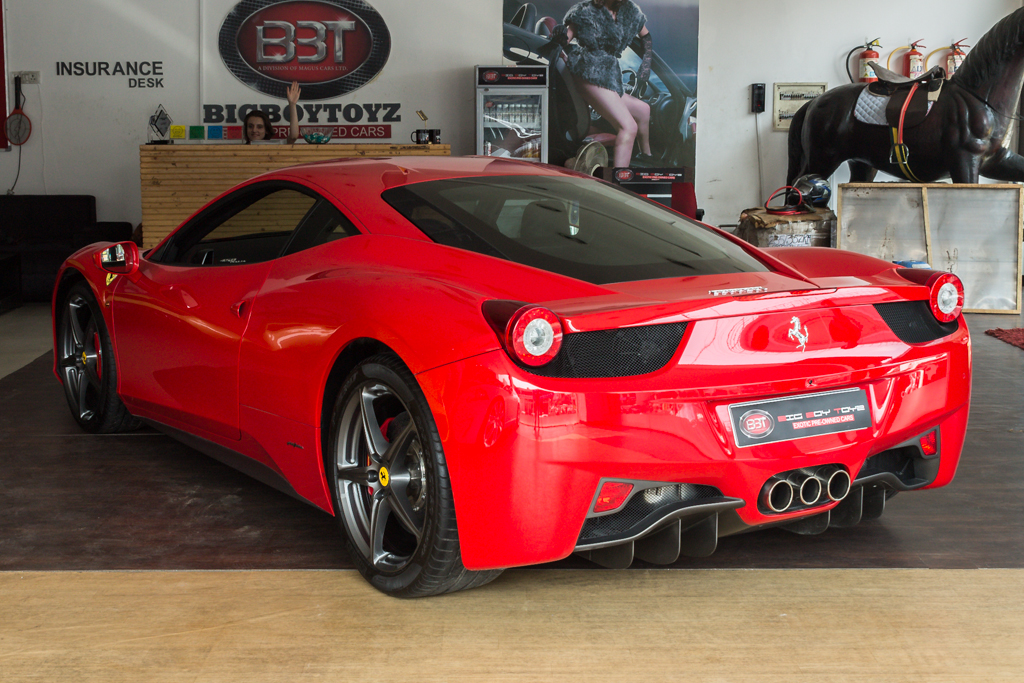 Ferrari 458 Italia Rear left side