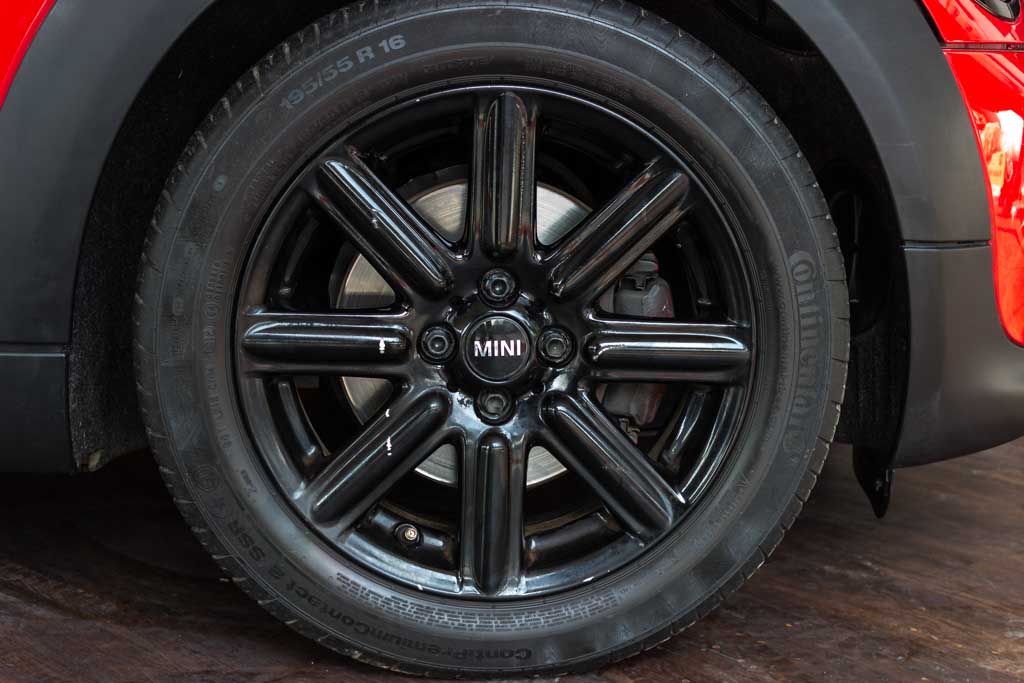 Mini Cooper Countryman S f Wheel