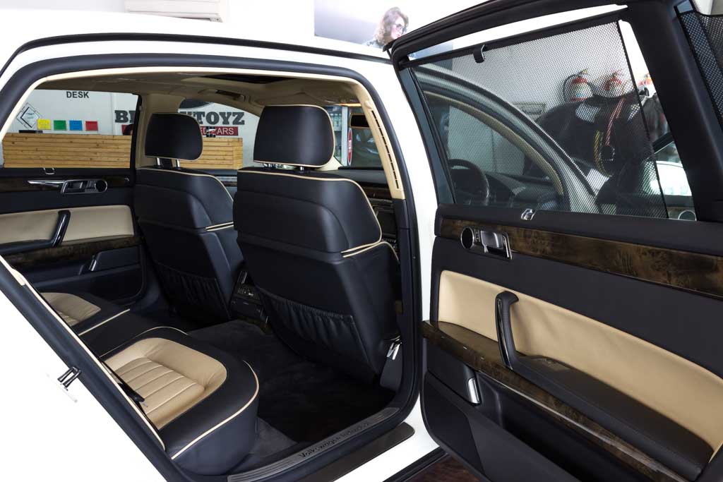 Volkswagen Phaeton Interior 2