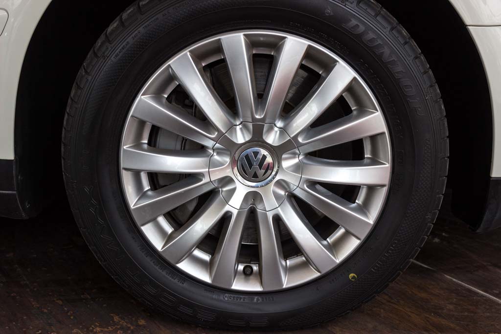 Volkswagen Phaeton Wheel