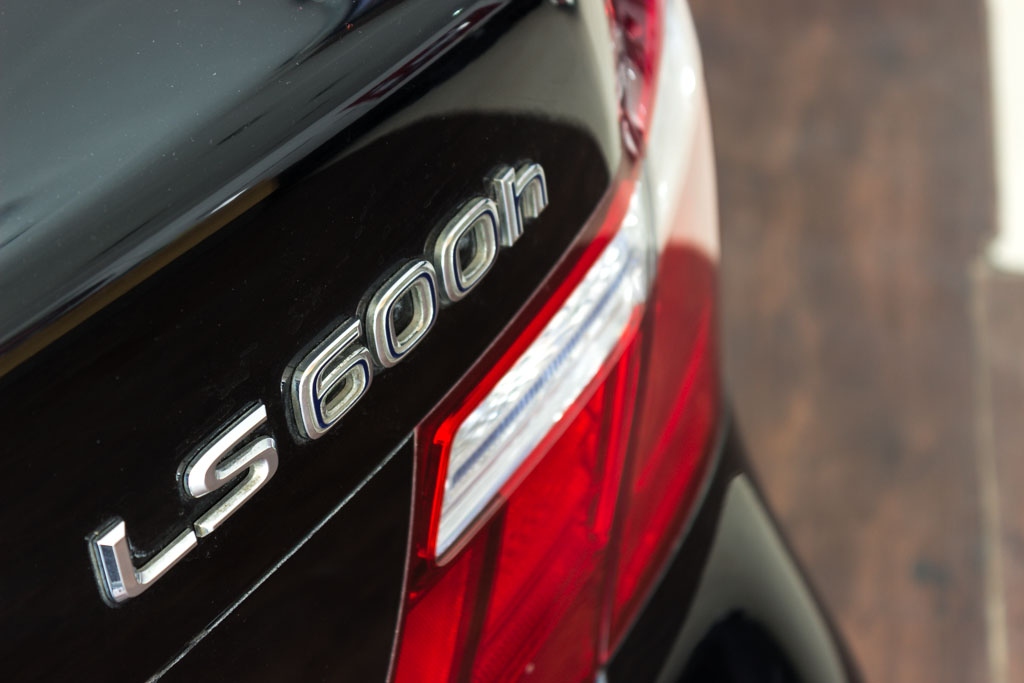 Lexus LS 600h L model and badging1