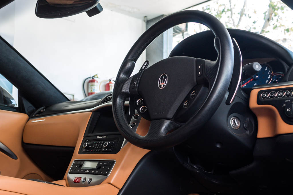 Maserati GranTurismoS dashboard 1