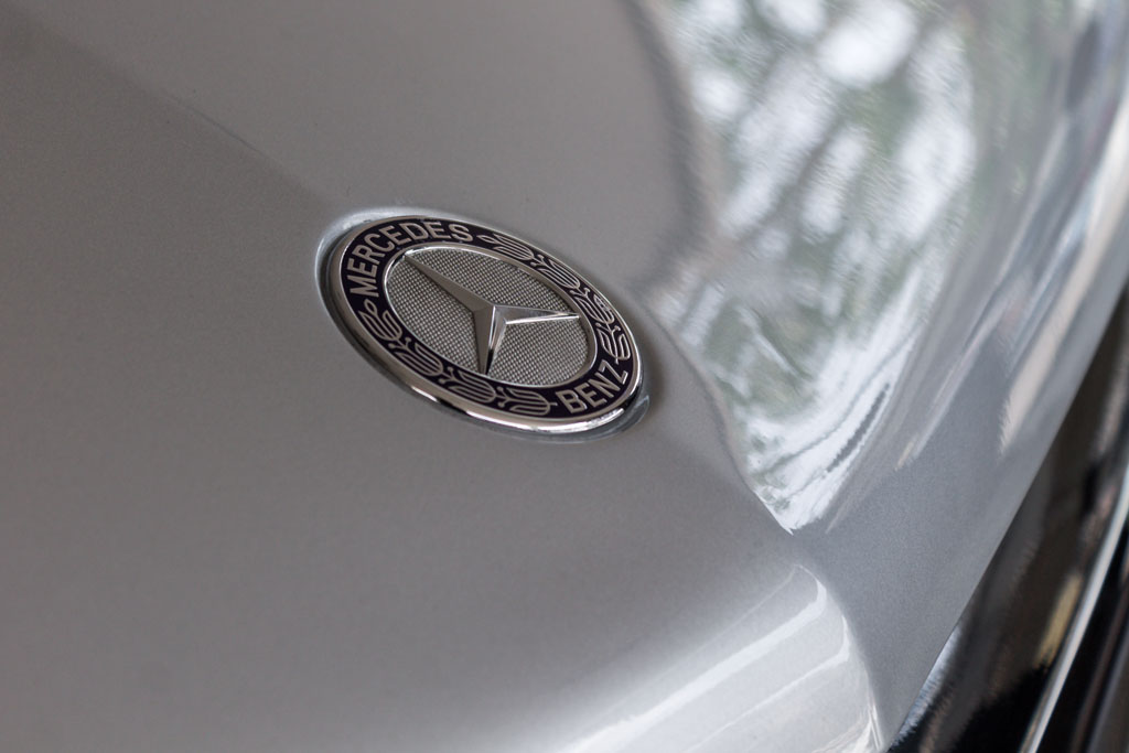 Mercedes-Benz R350 CDI 4Matic model and badging 2