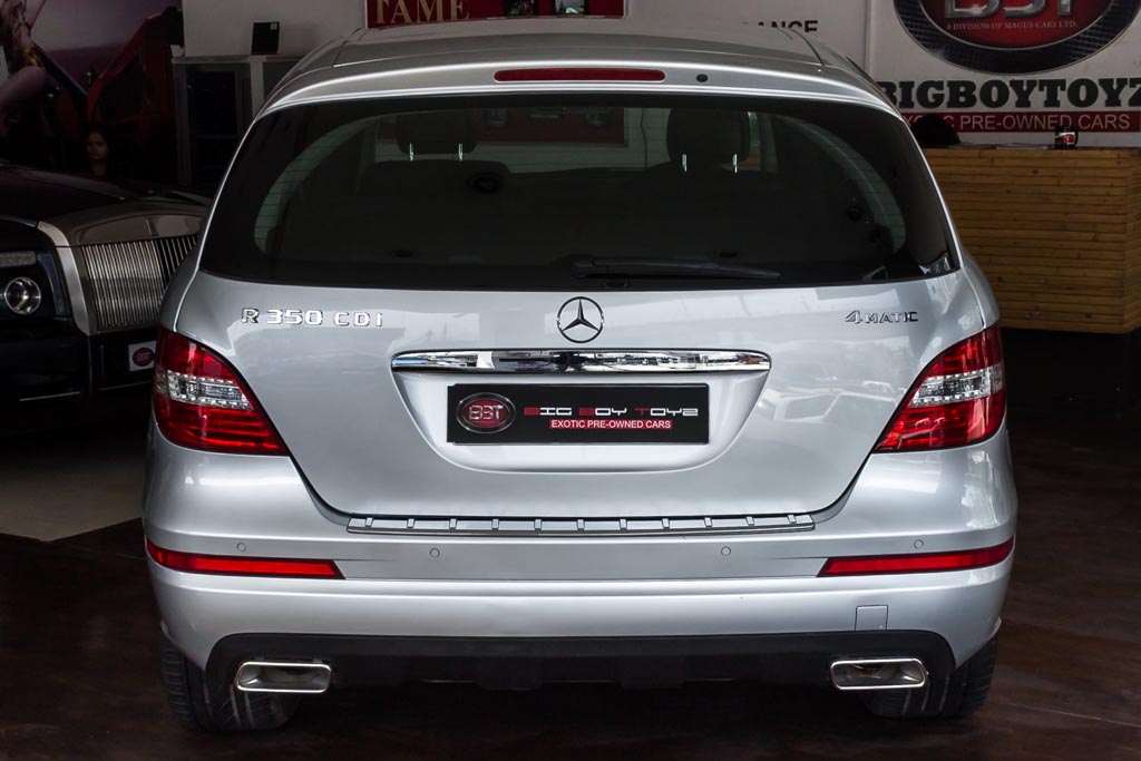 Mercedes-Benz R350 CDI 4Matic rear view