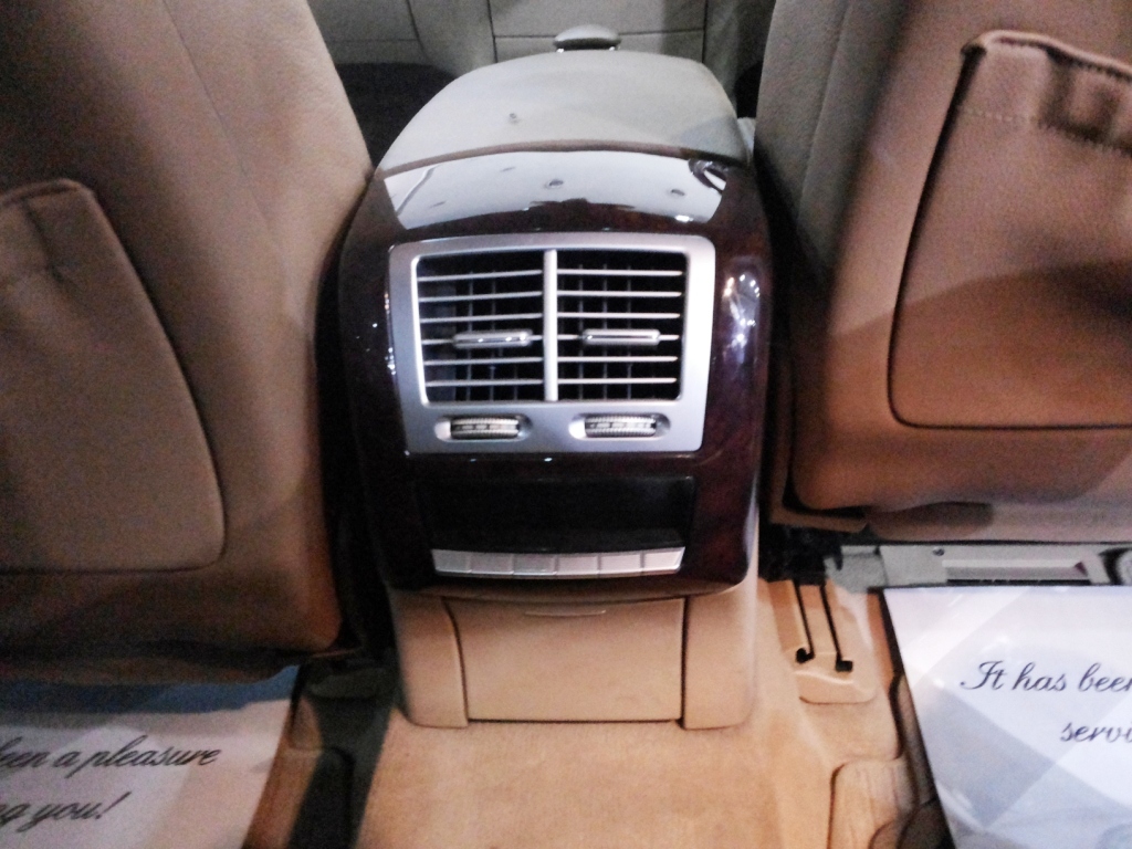 Mercedes-Benz S320 CDI Air conditioning vent