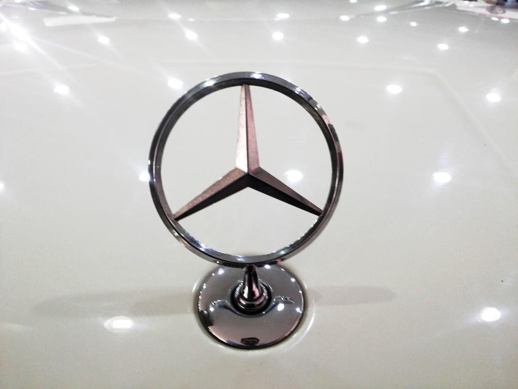 Mercedes-Benz S320 CDI Model and badging