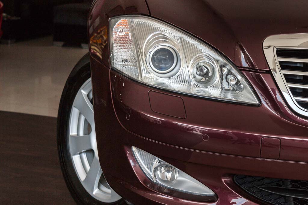 Mercedes-Benz S350 Headlights