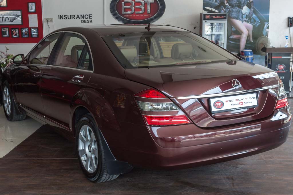 Mercedes-Benz S350 Rear left side