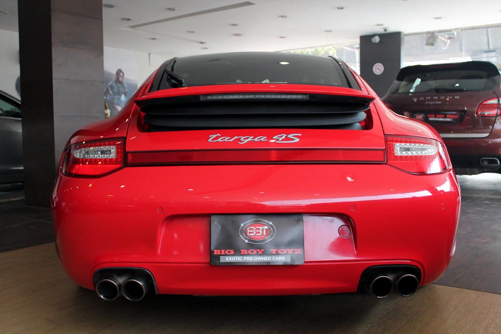 Porsche 911 Targa 4S rear view