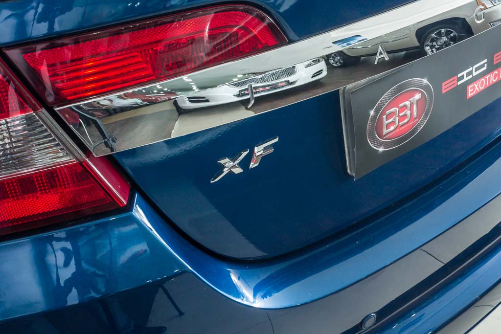 Jaguar XFR model and badging2