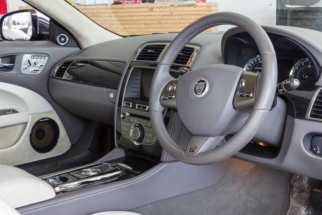 Jaguar XKR Supercharged Coupe