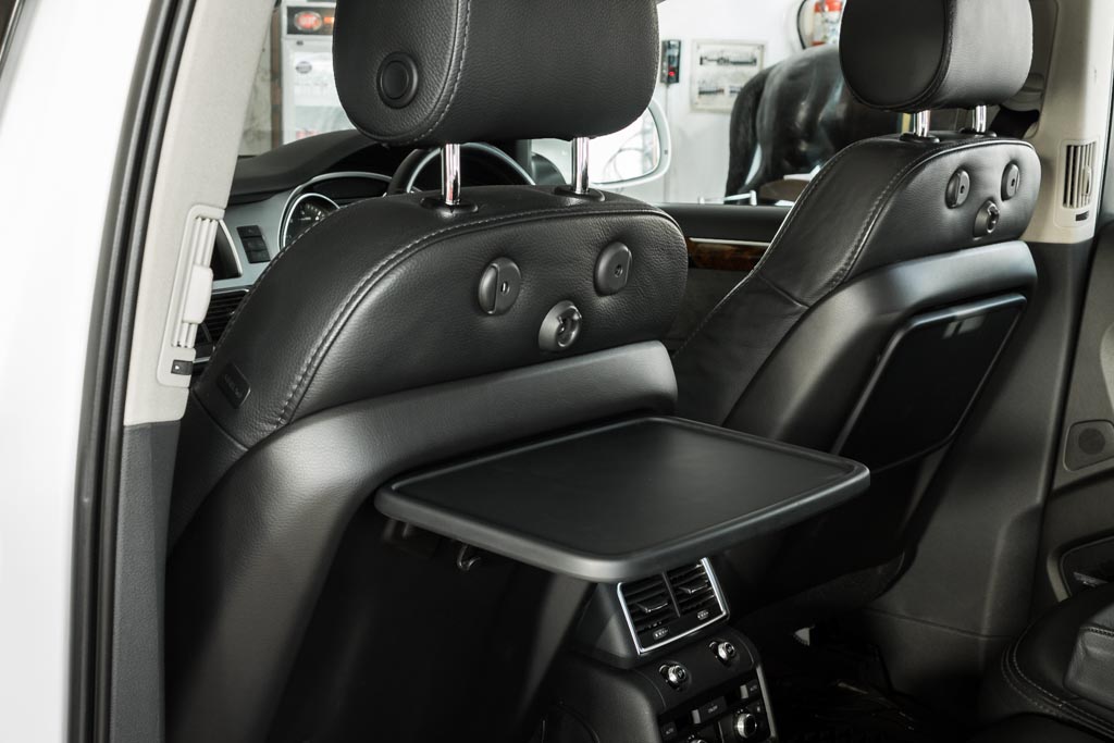 Audi Q7 rear view mirror