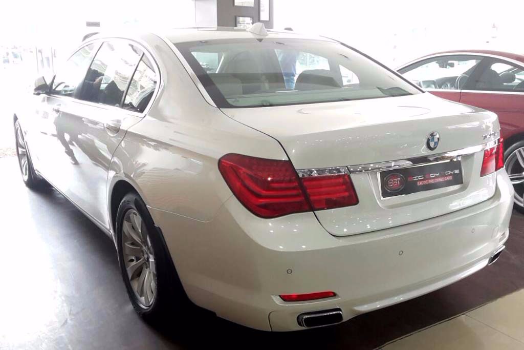 BMW 740Li rear left side view
