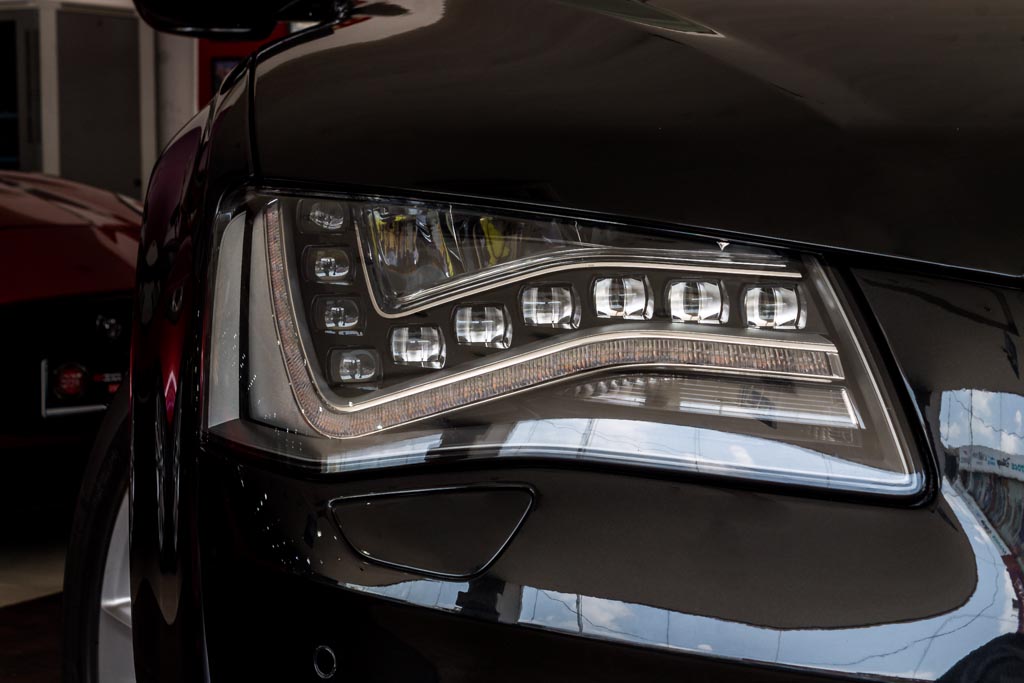 Audi A8 L tail light
