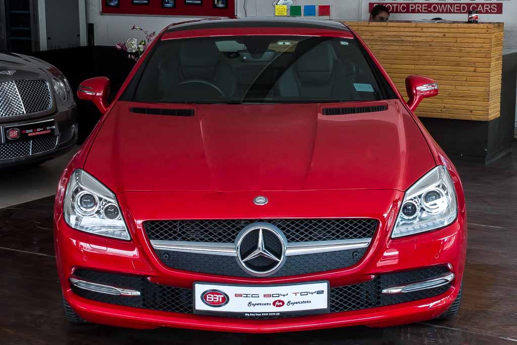 Mercedes-Benz SLK 350 front view