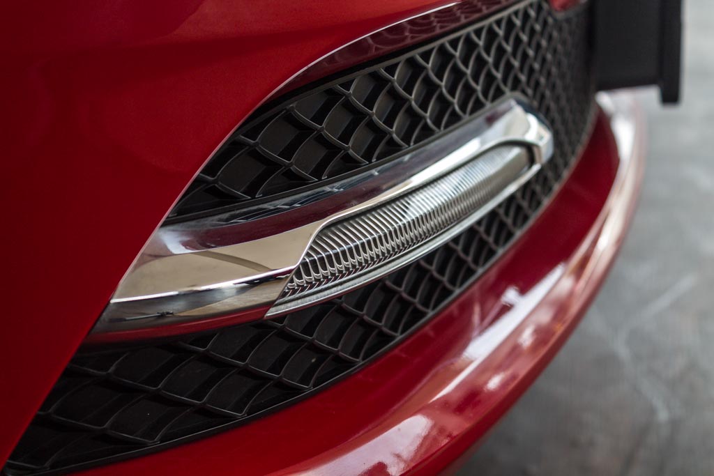 Mercedes-Benz SLK 350 grill