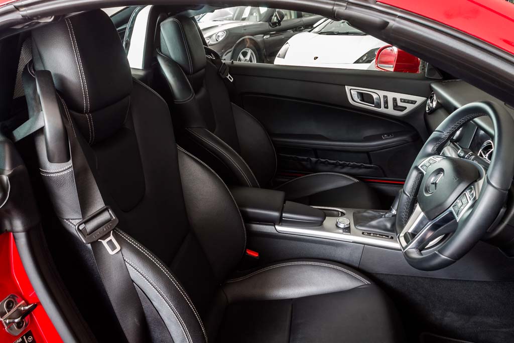 Mercedes-Benz SLK 350 seats