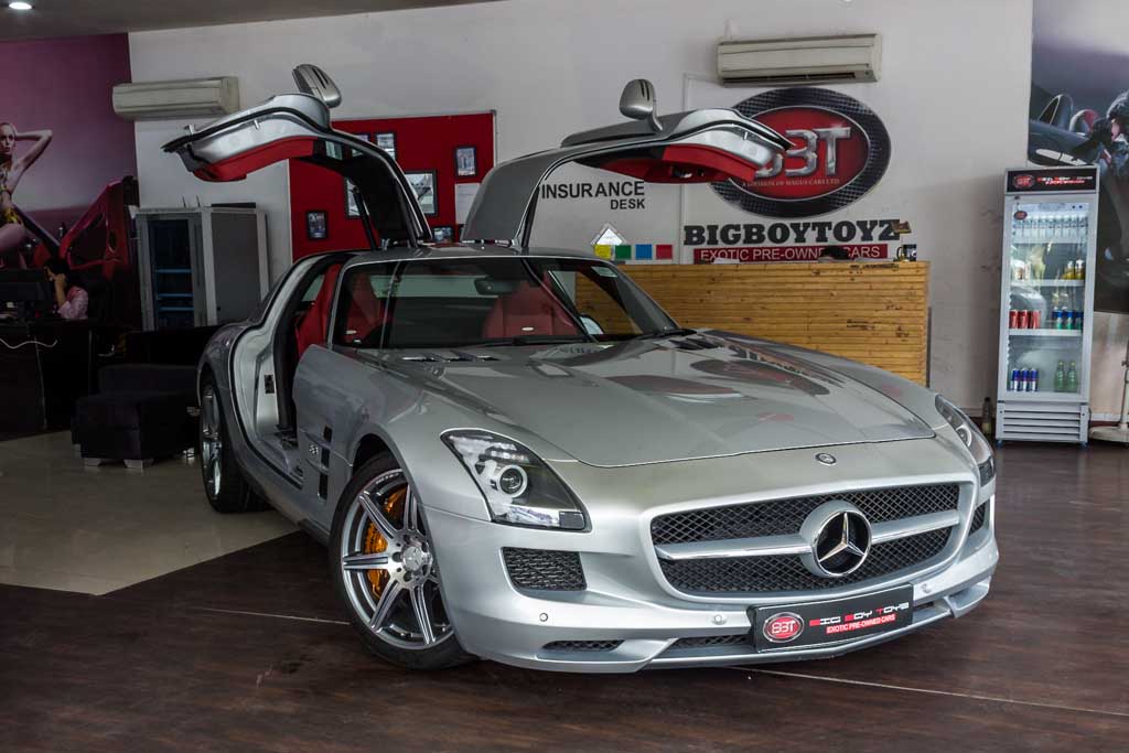 Mercedes- Benz SLS AMG front right view(open door)