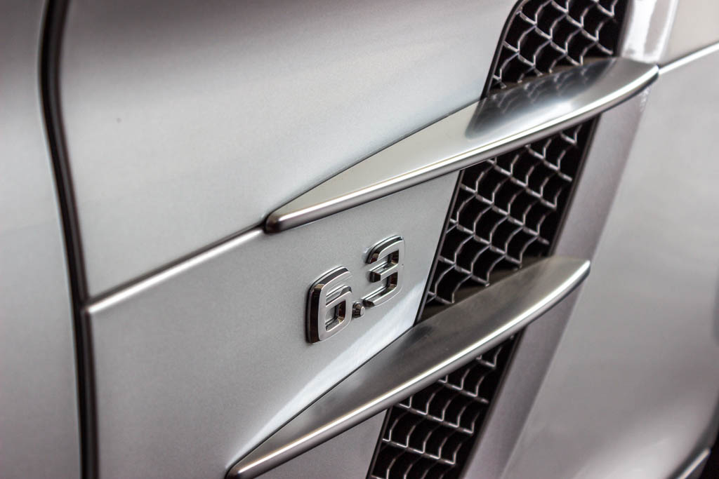 Mercedes- Benz SLS AMG grill