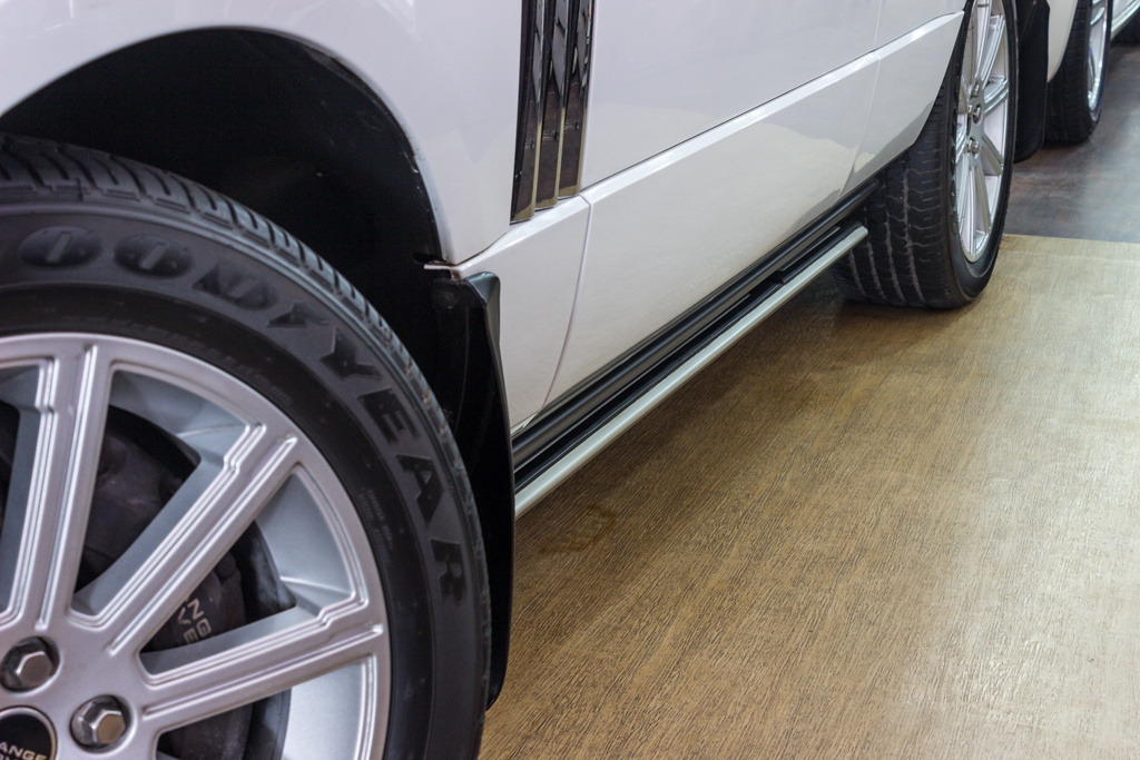 Range Rover Vogue SE wheel