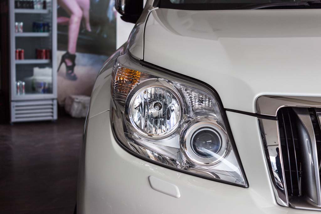 Toyota LandCruiser Prado VXL Headlight