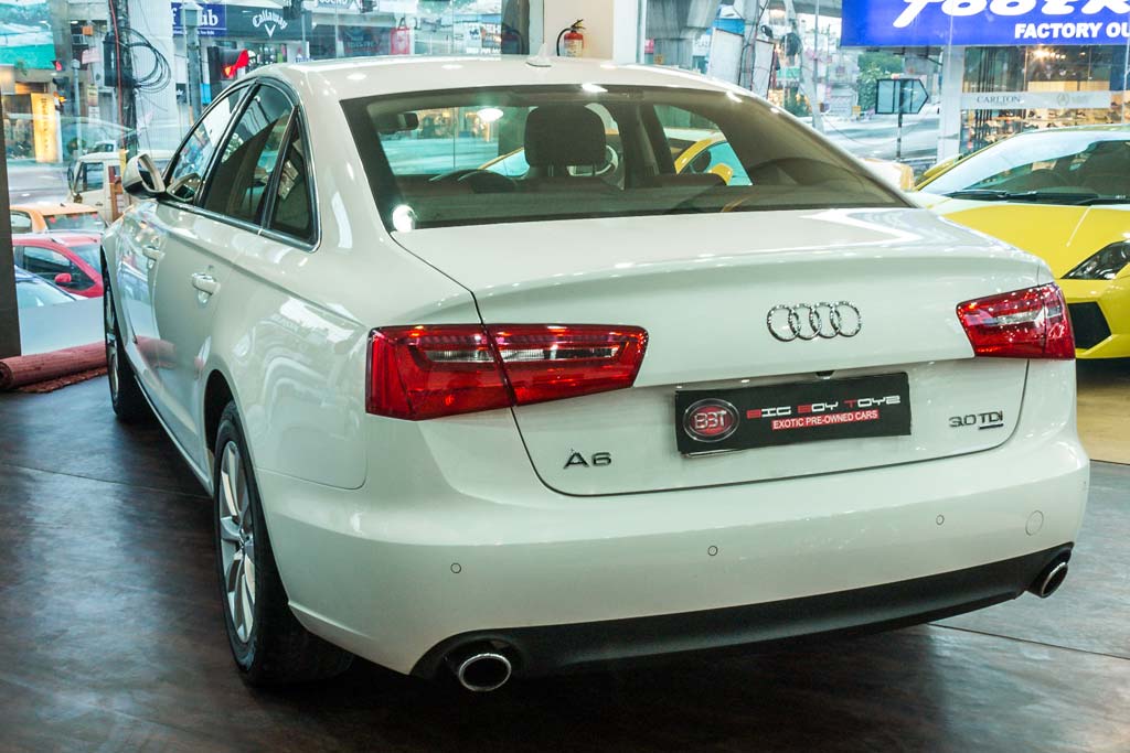 Audi A6 rear left view