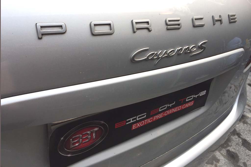 Porsche Cayenne S model and badging