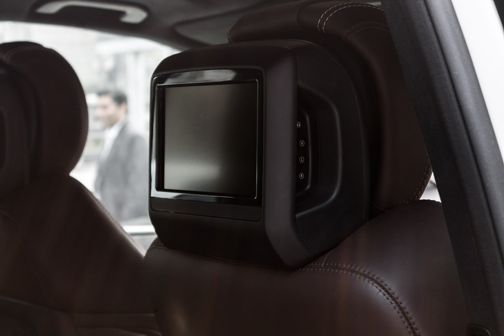Mercedes-Benz GL 63 AMG infotainment system