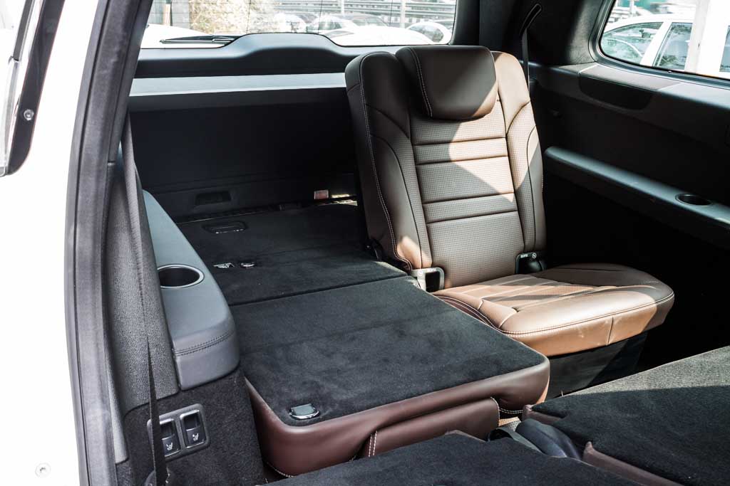 Mercedes-Benz GL 63 AMG interior