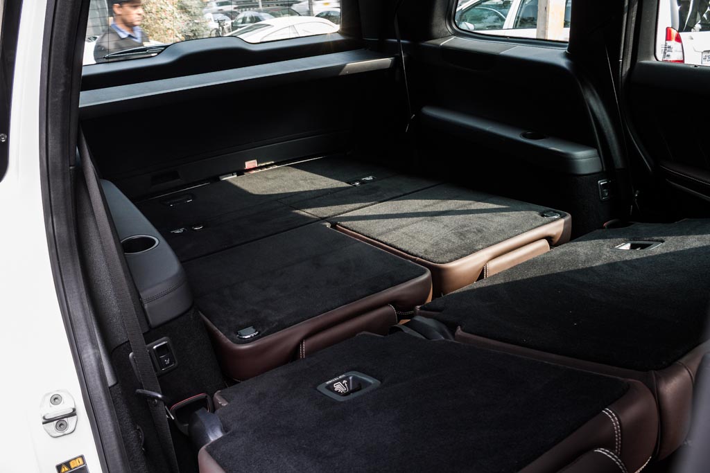 Mercedes-Benz GL 63 AMG interior