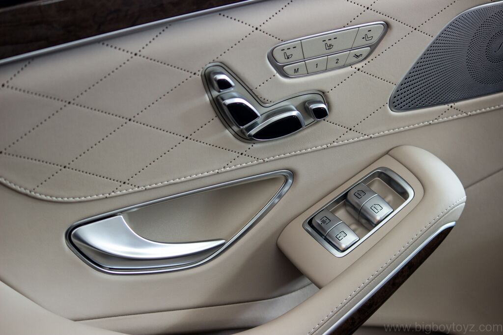 Mercedes-Benz S507 door controls