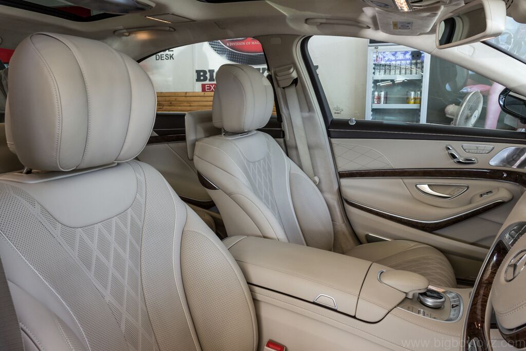 Mercedes-Benz S506 front seat