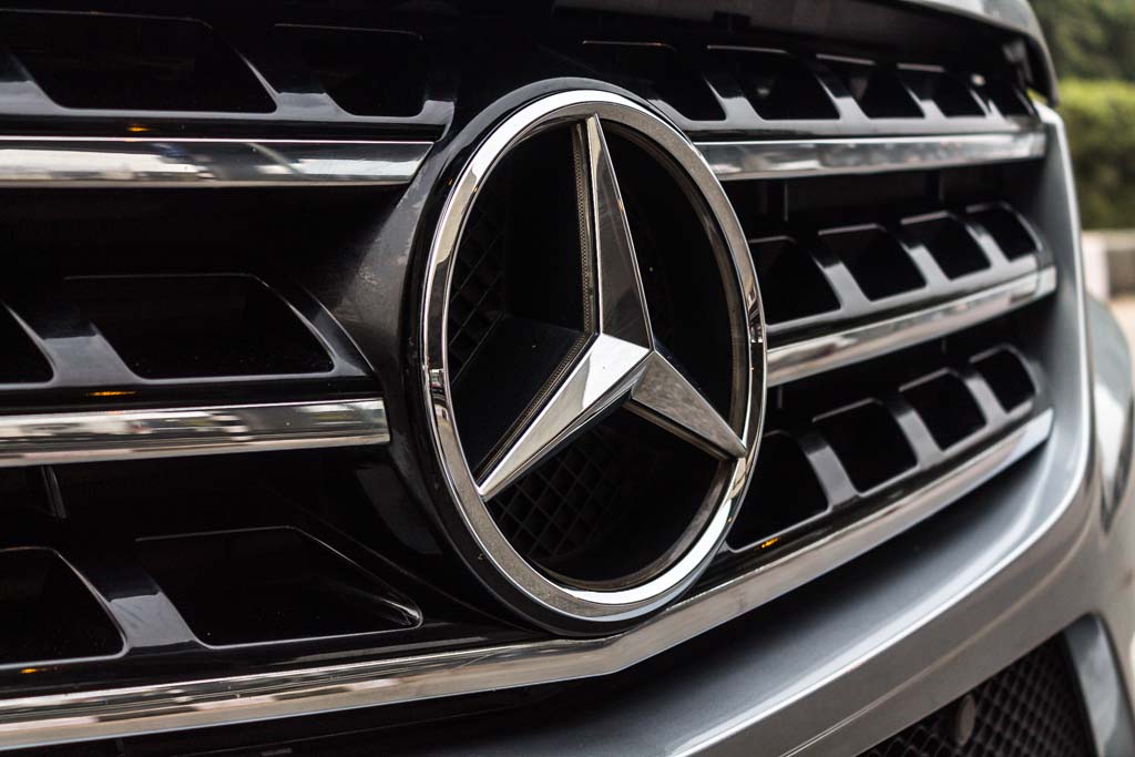 Mercedes-Benz ML350 CDI 4Matic model and badging 4