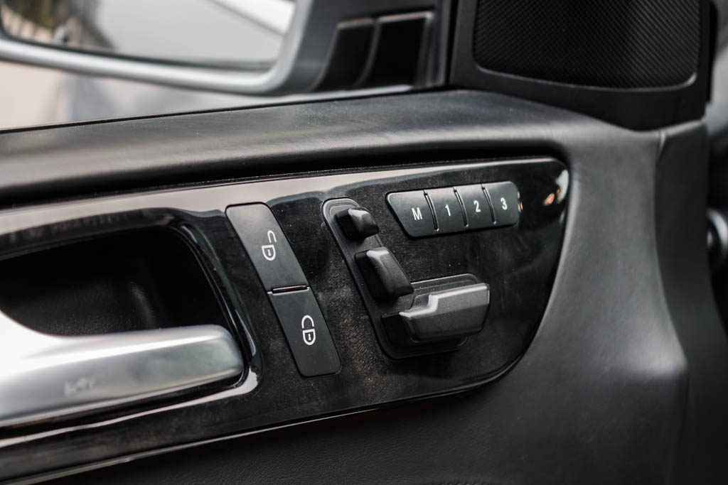 Mercedes-Benz ML350 CDI 4Matic door lock