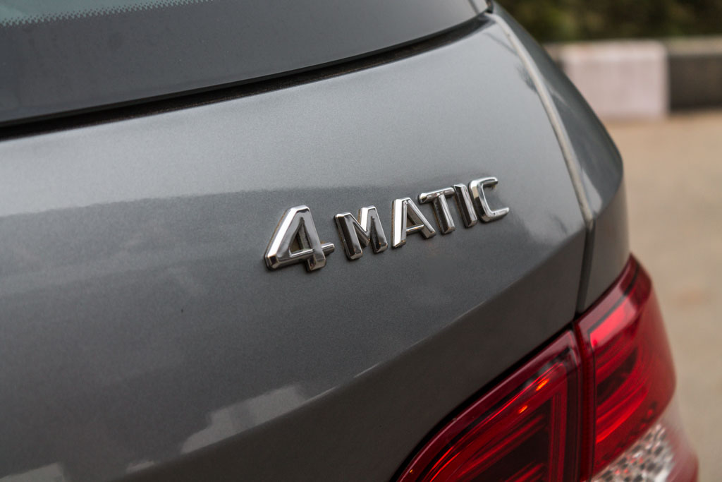 Mercedes-Benz ML350 CDI 4Matic model and badging 2