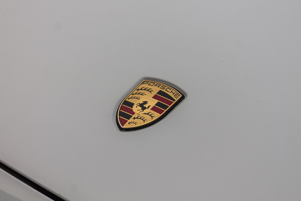 Porsche Cayenne Turbo model anf badging