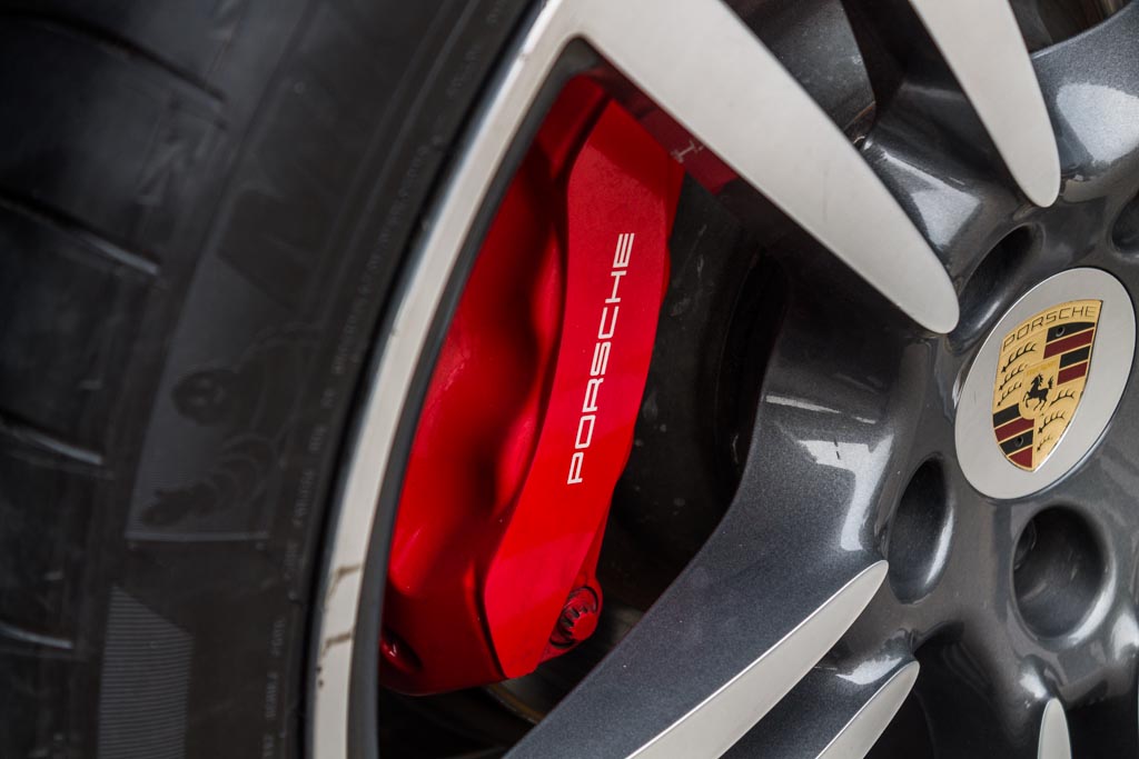 Porsche Cayenne Turbo wheel 2