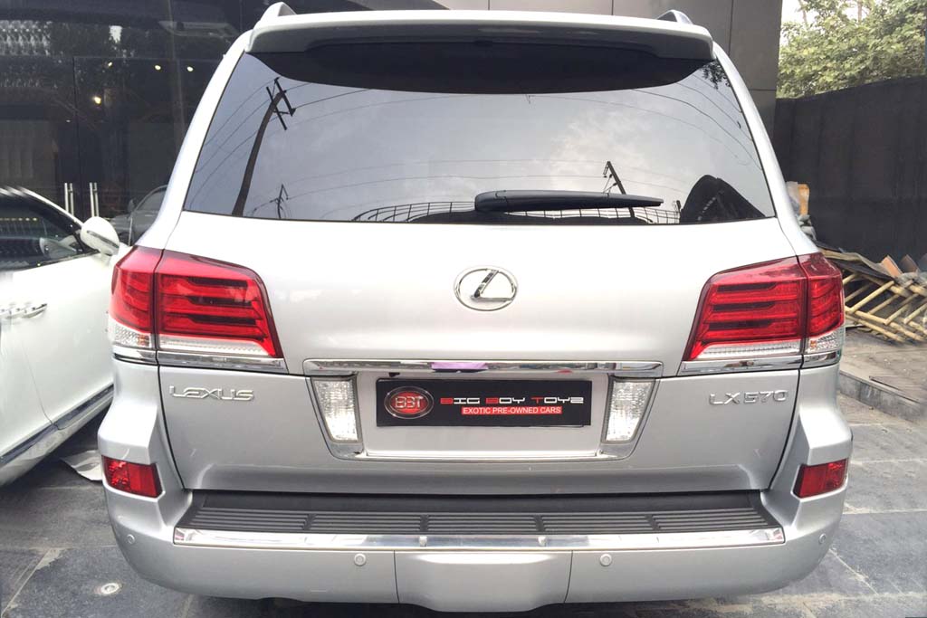 Lexus LX 570 rear view